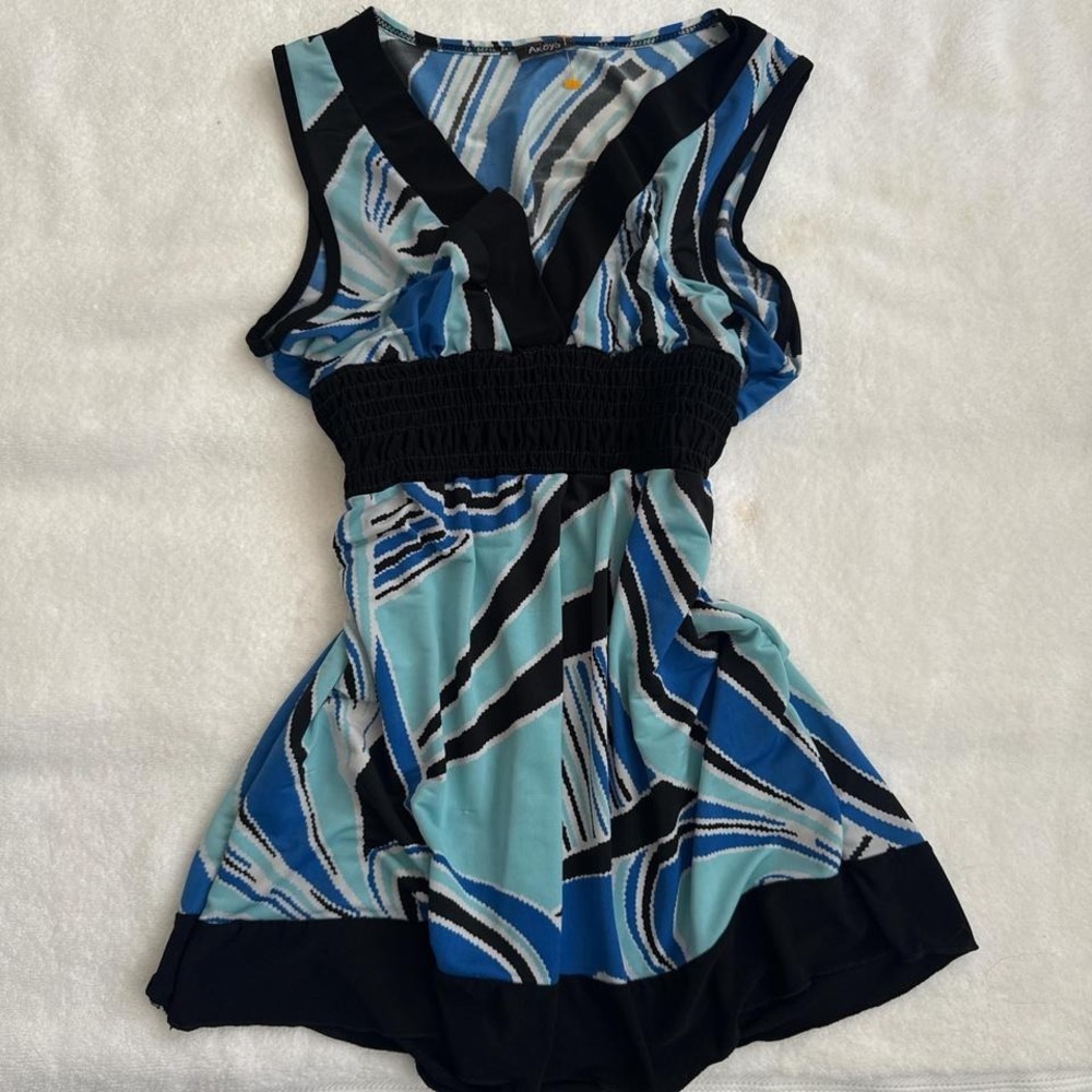 y2k fitted blue and black blouse